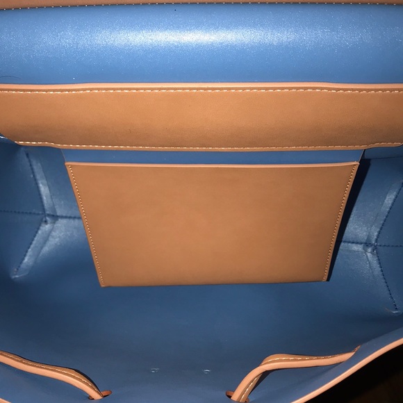 🎁SOLD🎁BEST COLOR Mansur Gavriel LadyBag!!! - Picture 5 of 8